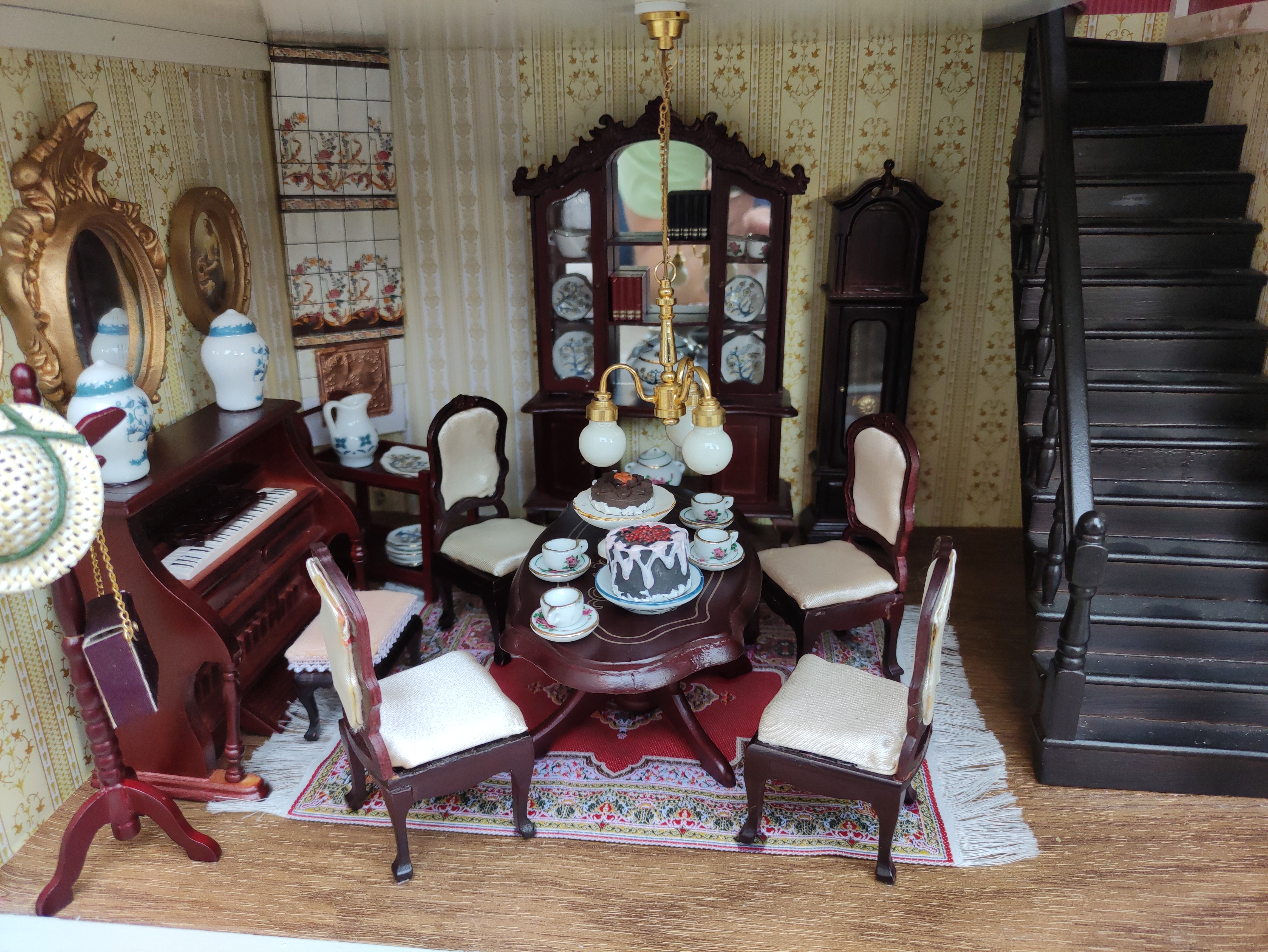 casita muñecas juguete infantil madera luz 70x68.5x31.5 1u